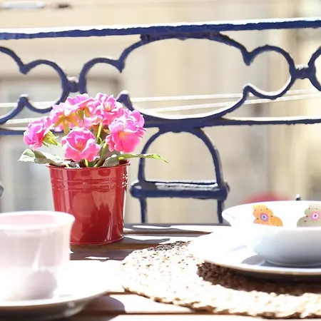 Saudade Guest house 3*